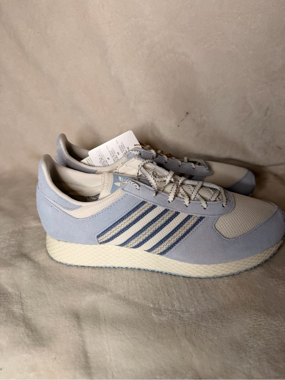 Adidas Atlanta -Off White/Wonder Blue/Silver Violet - Size 11W, New With Tags - Picture 2 of 6